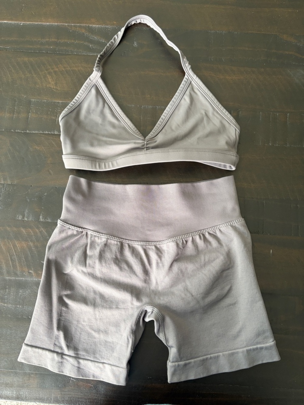 Women’s High-Waist Ribbed Stretch Shorts - Light Gray